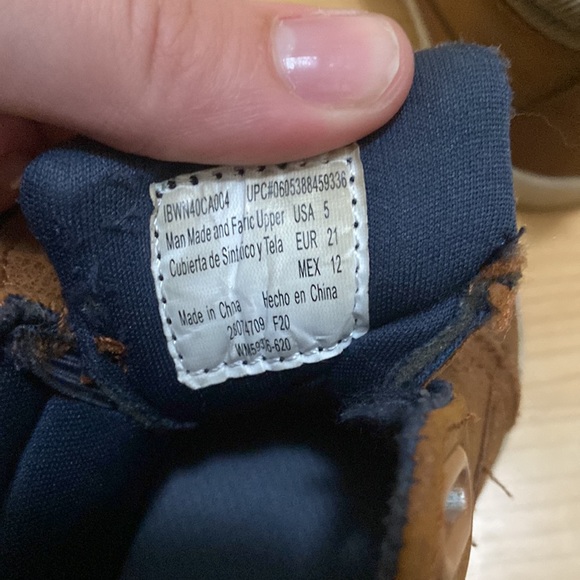 Size 5 baby boys shoes - Picture 4 of 4